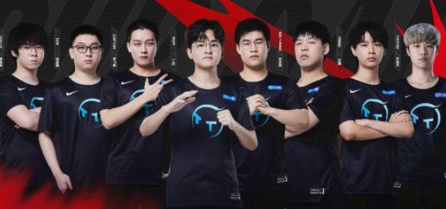 展现出不容 展现出不容