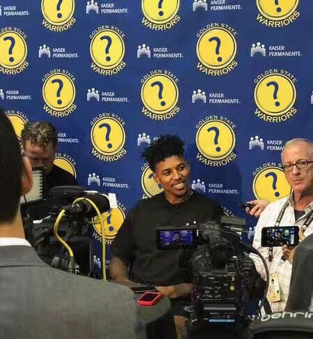 援更像一场 援更像一场